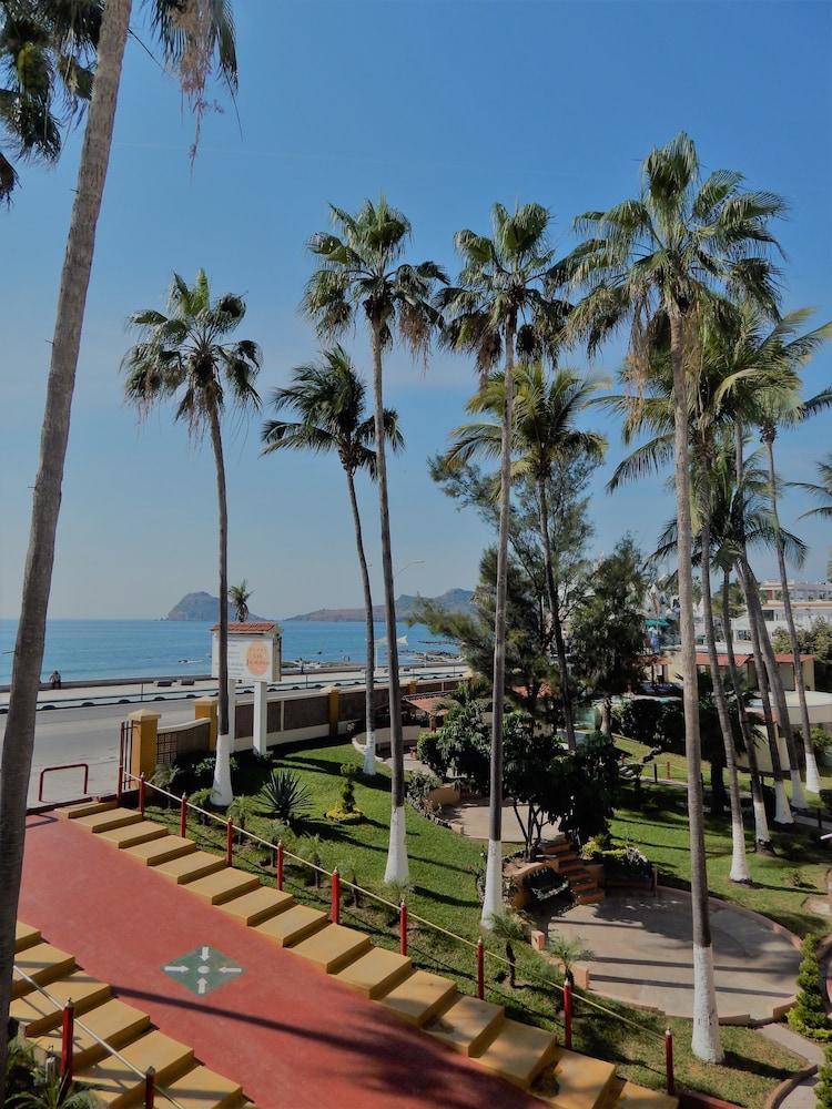 Jacarandas Hotel Mazatlán