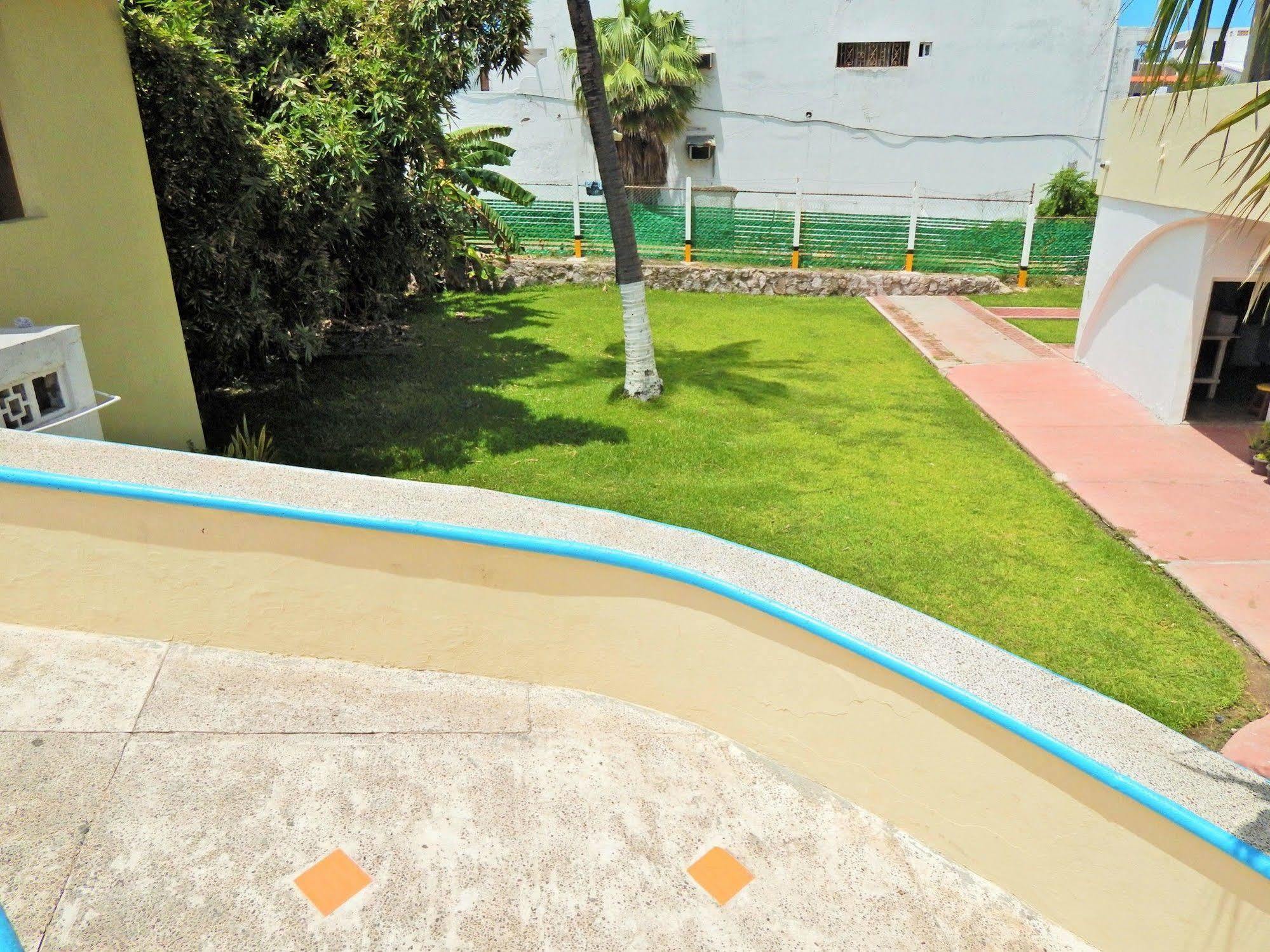Hotel Jacarandas